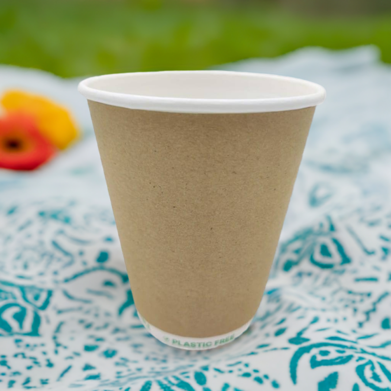 Kubek-papierowy-PLASTIC-FREE-300ml-25szt-edited_2.png
