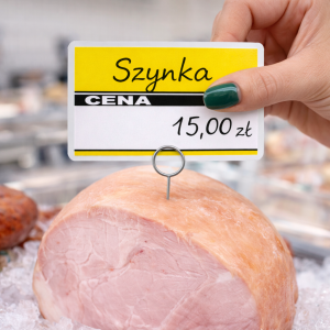 cenówka wbijana ręką w szynkę.png