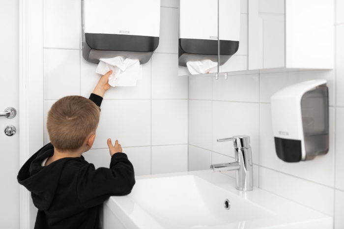 katrin_handtowel_m_dispenser_white_pull_paper_boy.jpg