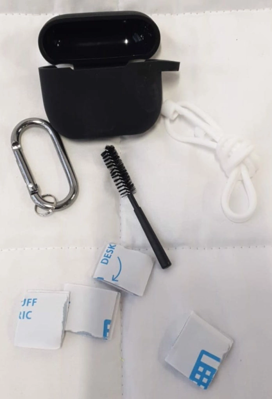 Zestaw Silikonowe Etui Na Airpods 3 Szczotka Czarn