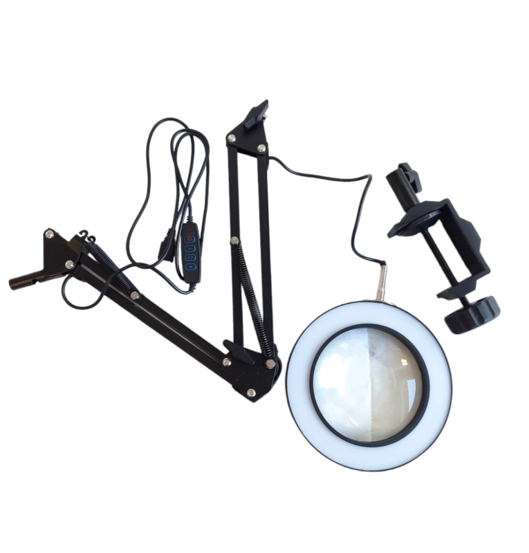 Lampa powiększająca podświetlana LED