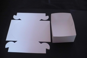 Pudełko cukiernicze 185x140x80mm białe 25 szt