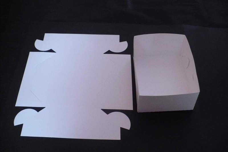Pudełko cukiernicze 185x140x80mm białe 25 szt
