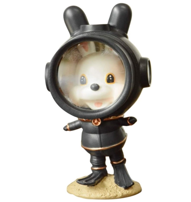 Nurek Nowoczesna Figurka Żywica Poliestrowa 16 Cm