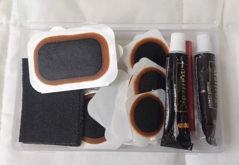 Zestaw Do Naprawy Opon Rowerowych Dętek Z 24 Łatka